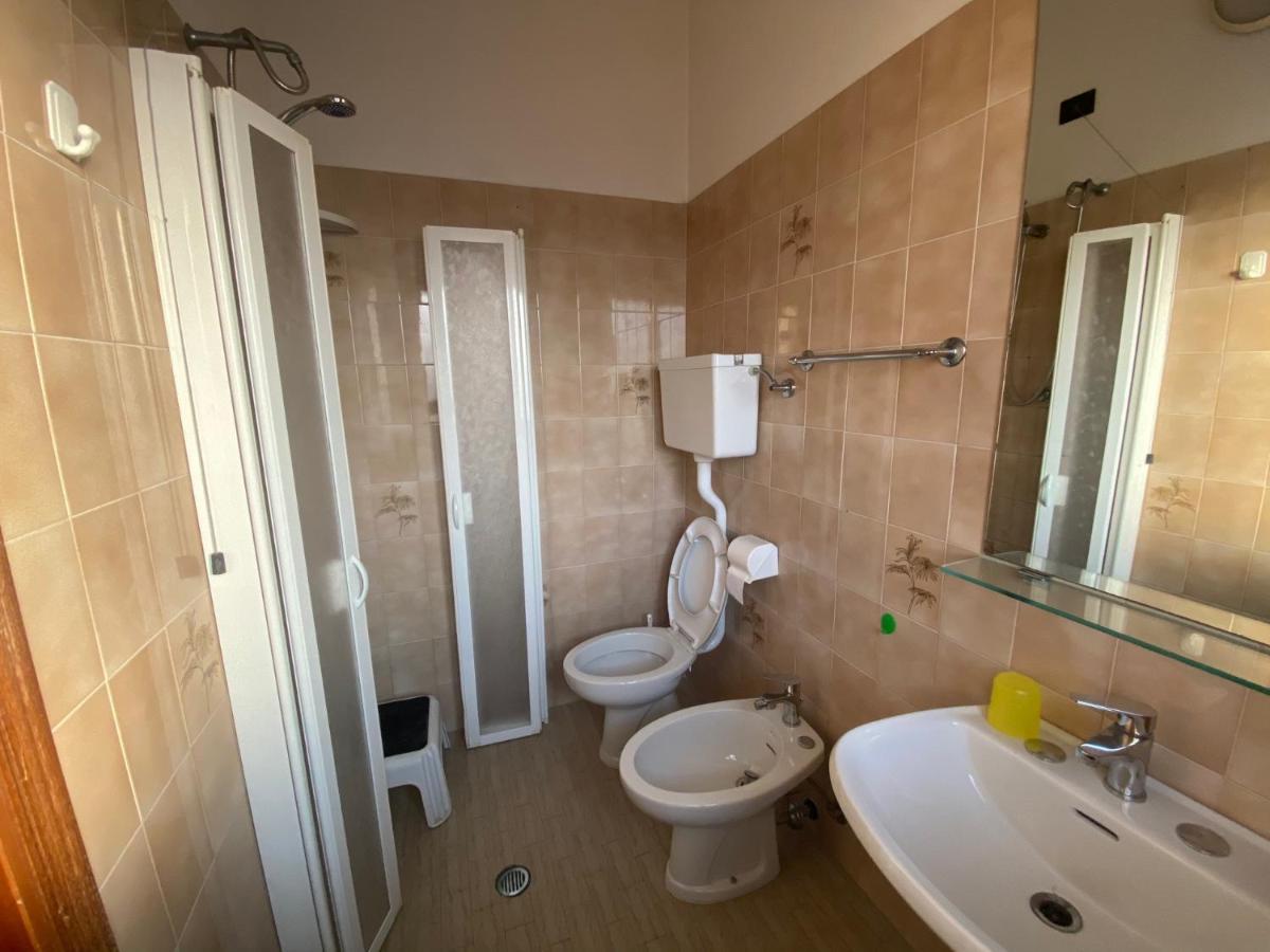 Hotel Villa Dina Rimini Kültér fotó