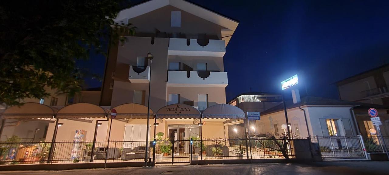 Hotel Villa Dina Rimini Kültér fotó